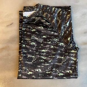 Columbia Camouflage PFG sunshirt size M